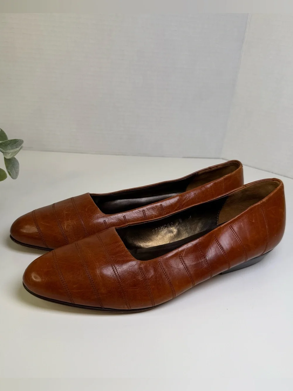 Maserati Vintage Brown Genuine Leather Italian Made Women's Flats Size 8